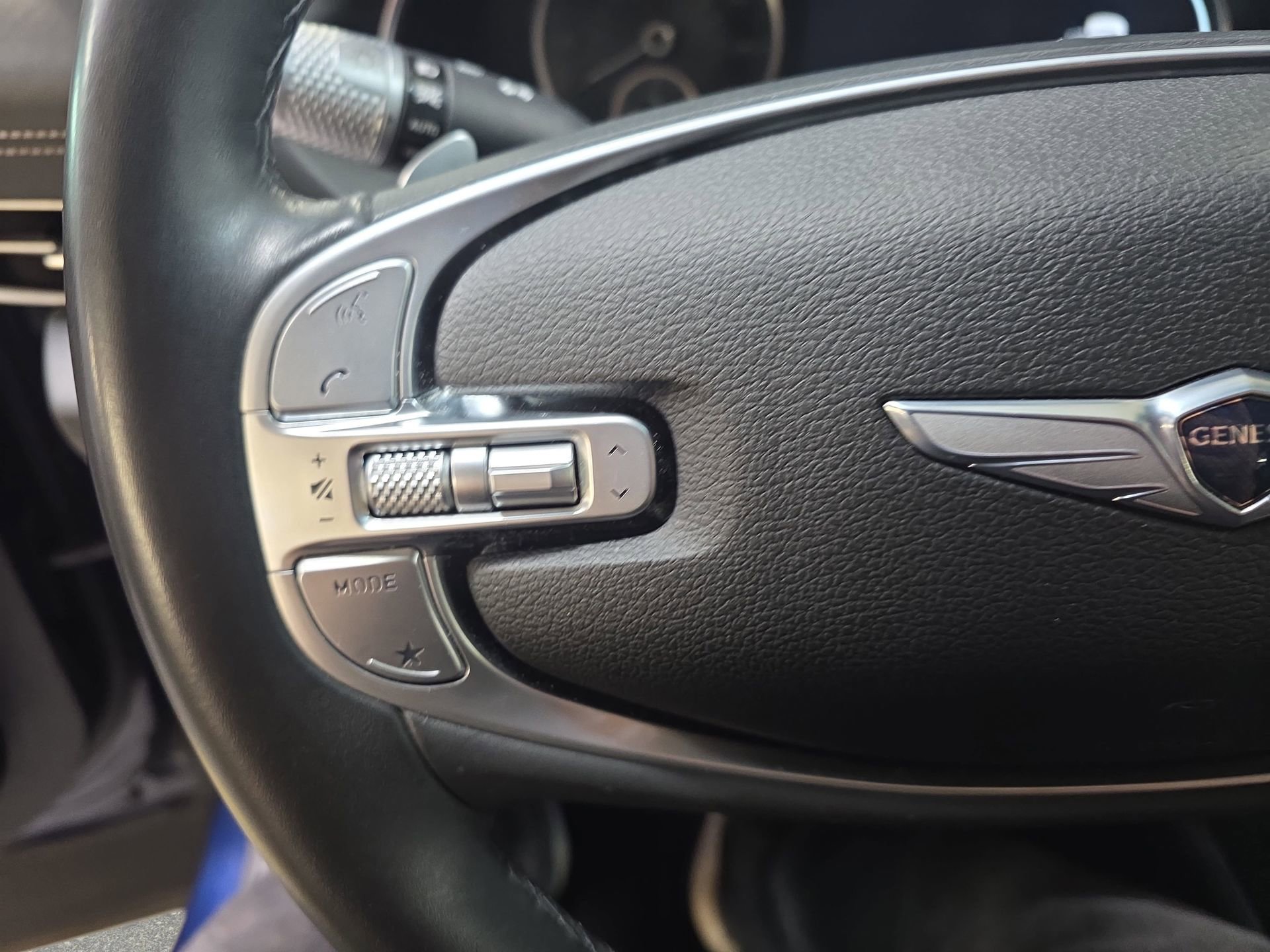 Used 2024 Genesis GV80 2.5T AWD/4WD image 17