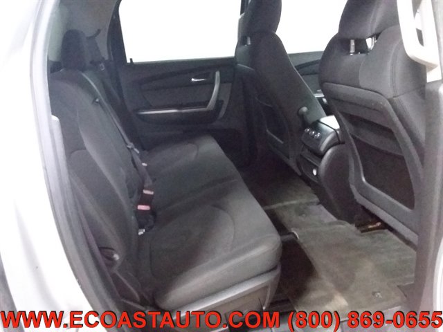 Used 2010 GMC Acadia SLE image 13