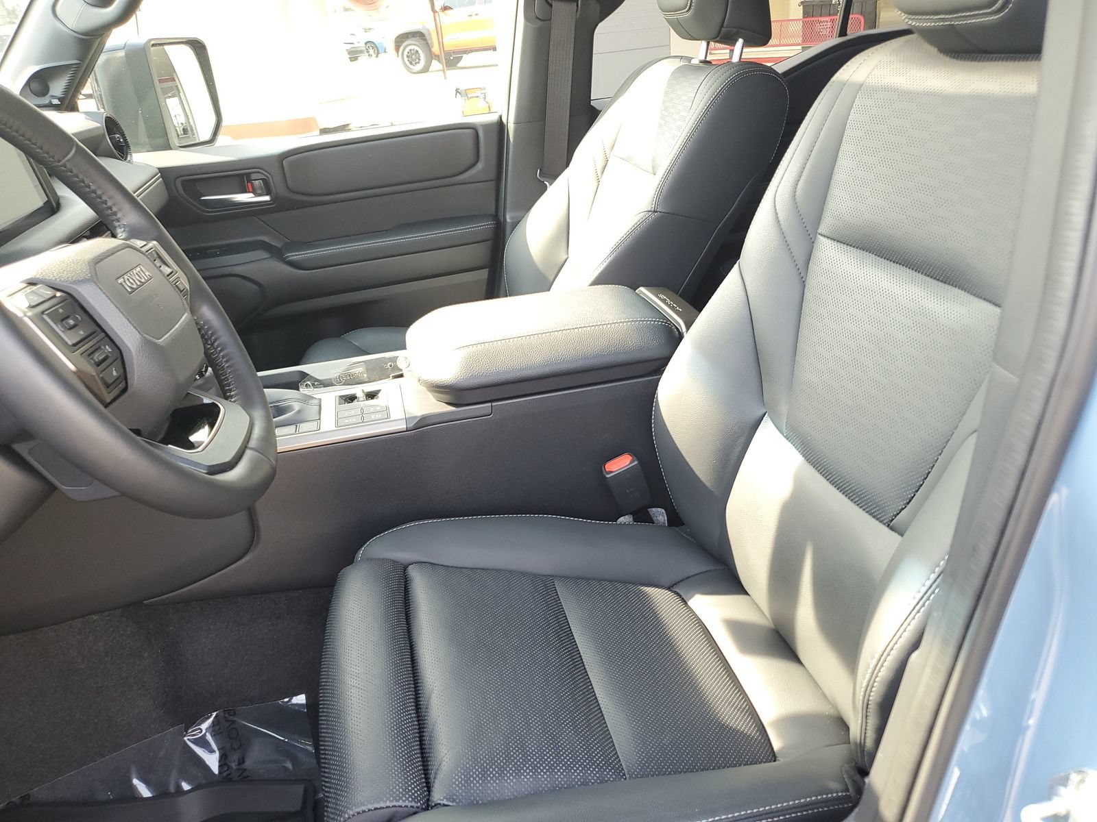 Certified 2026 Toyota Land Cruiser w/ Premium Package AWD/4WD image 17