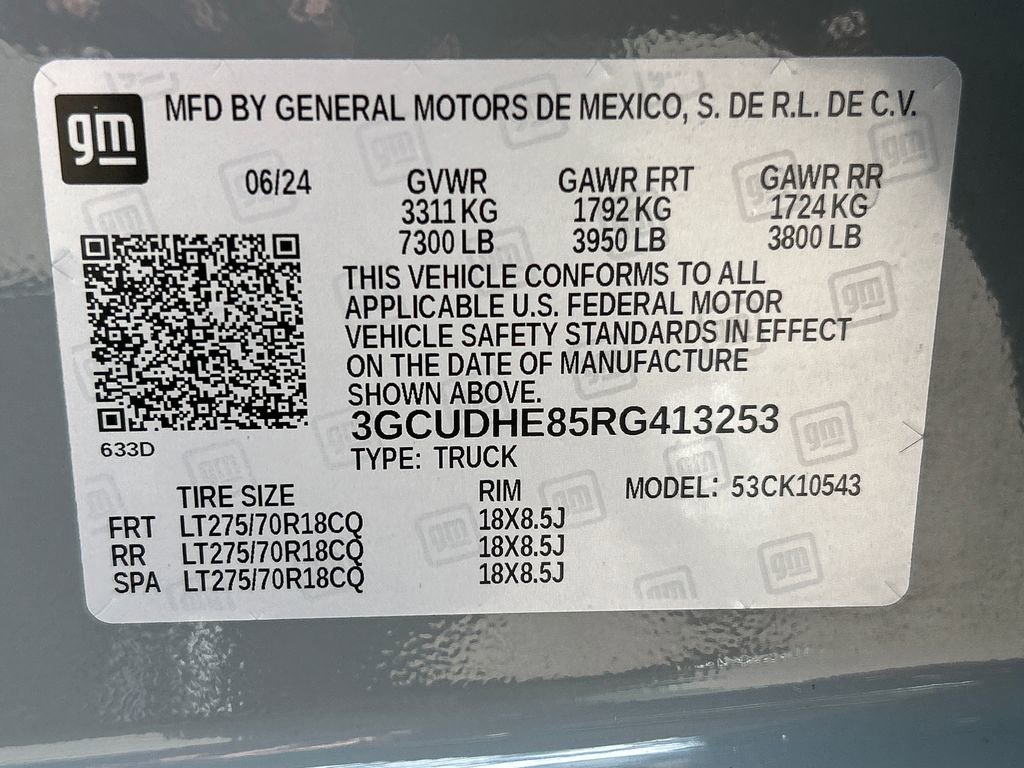 Used 2024 Chevrolet Silverado 1500 ZR2 w/ Technology Package AWD/4WD image 34