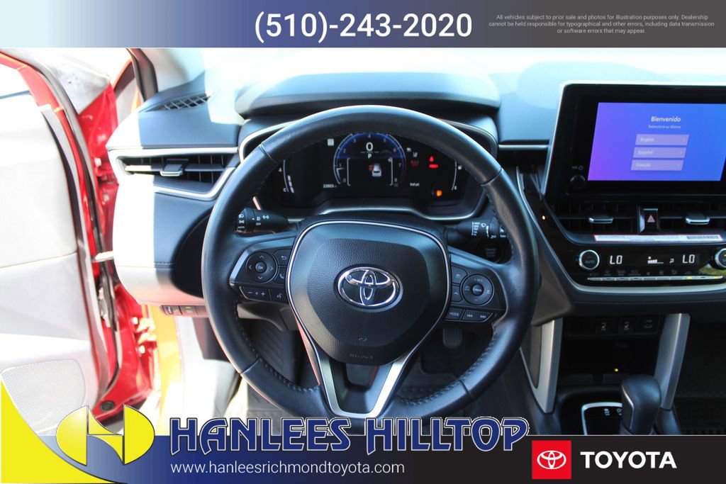 Used 2024 Toyota Corolla Cross XLE w/ Convenience Package FWD image 18