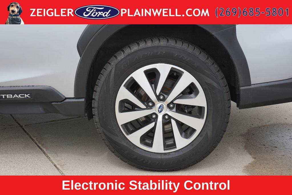 Used 2023 Subaru Outback Premium AWD/4WD image 9