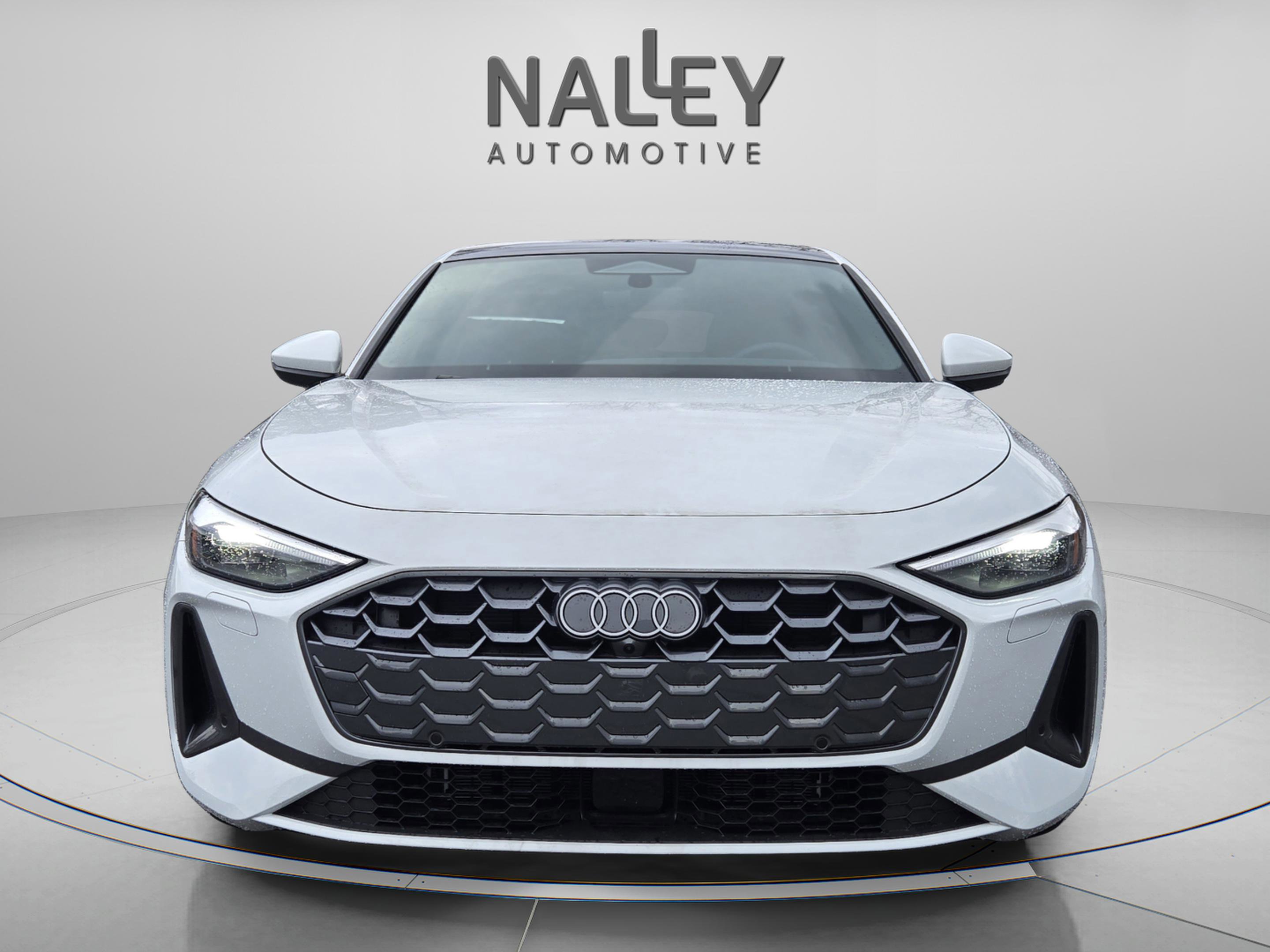 Used 2025 Audi A5 2.0T Premium image 9