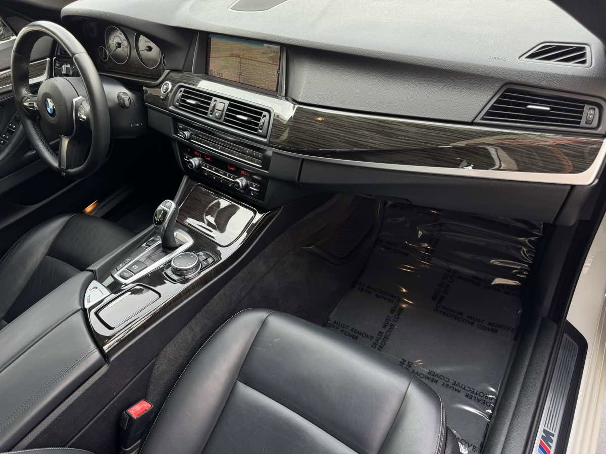 Used 2016 BMW 535i Sedan image 23