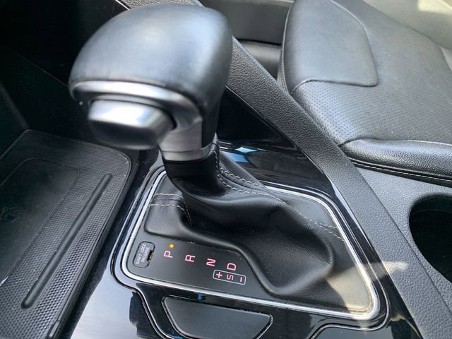 Used 2022 Kia Niro Touring Special Edition FWD image 25
