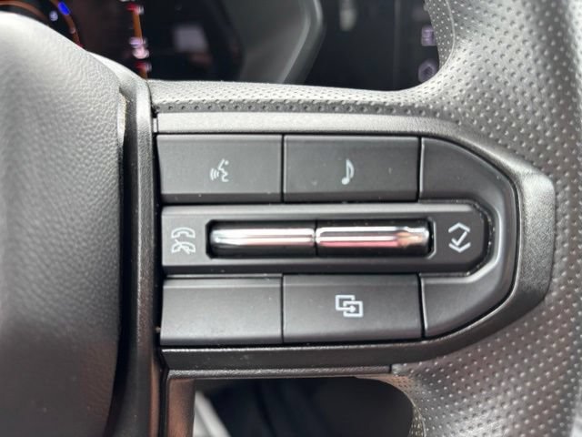 Used 2023 Chevrolet Colorado Trail Boss w/ LPO, Dark Essentials Package AWD/4WD image 26