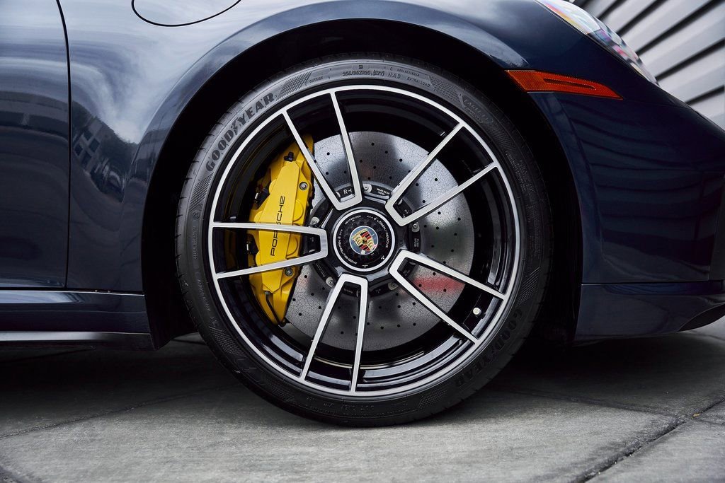 Used 2021 Porsche 911 Turbo S image 22