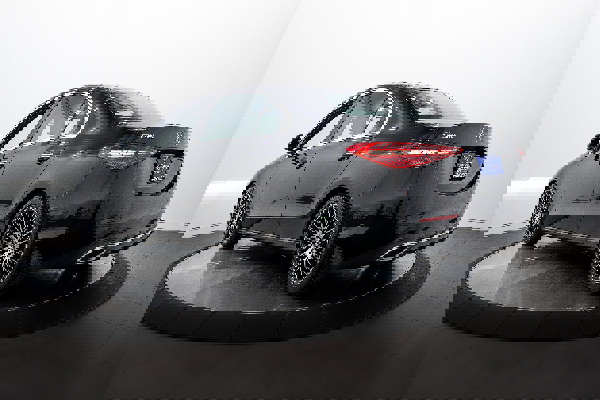 Used 2023 Mercedes-Benz C 300 4MATIC Sedan image 5