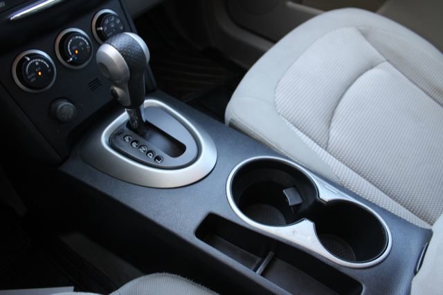 Used 2011 Nissan Rogue SV w/ Premium Pkg AWD/4WD image 15