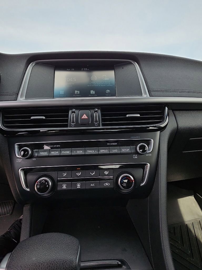 Used 2018 Kia Optima LX w/ 17" Alloy Wheels Package image 17