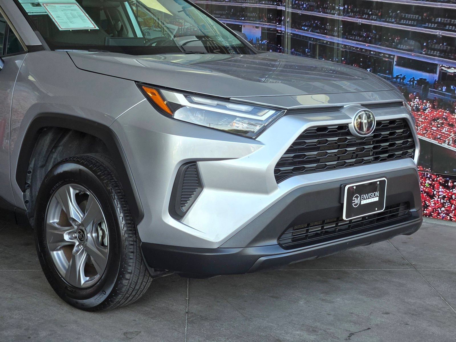 Certified 2022 Toyota RAV4 XLE AWD/4WD image 2