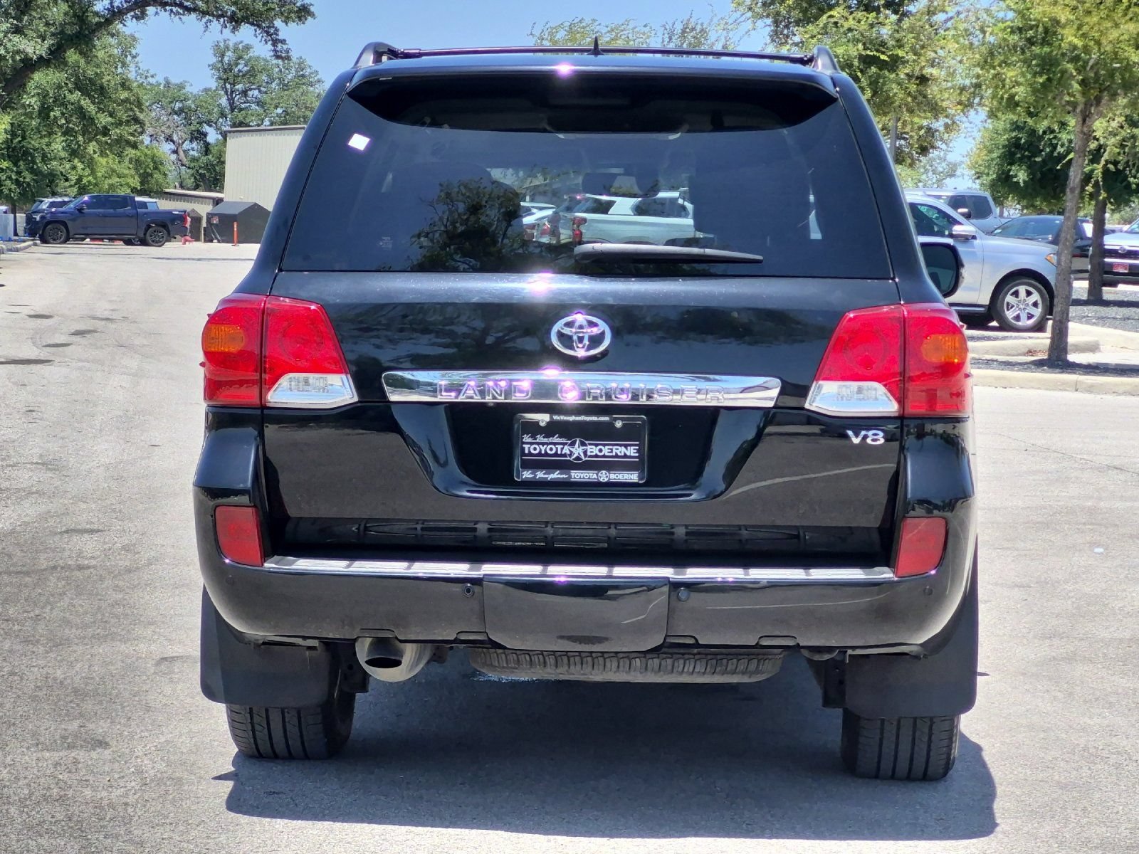 Used 2015 Toyota Land Cruiser AWD/4WD image 4