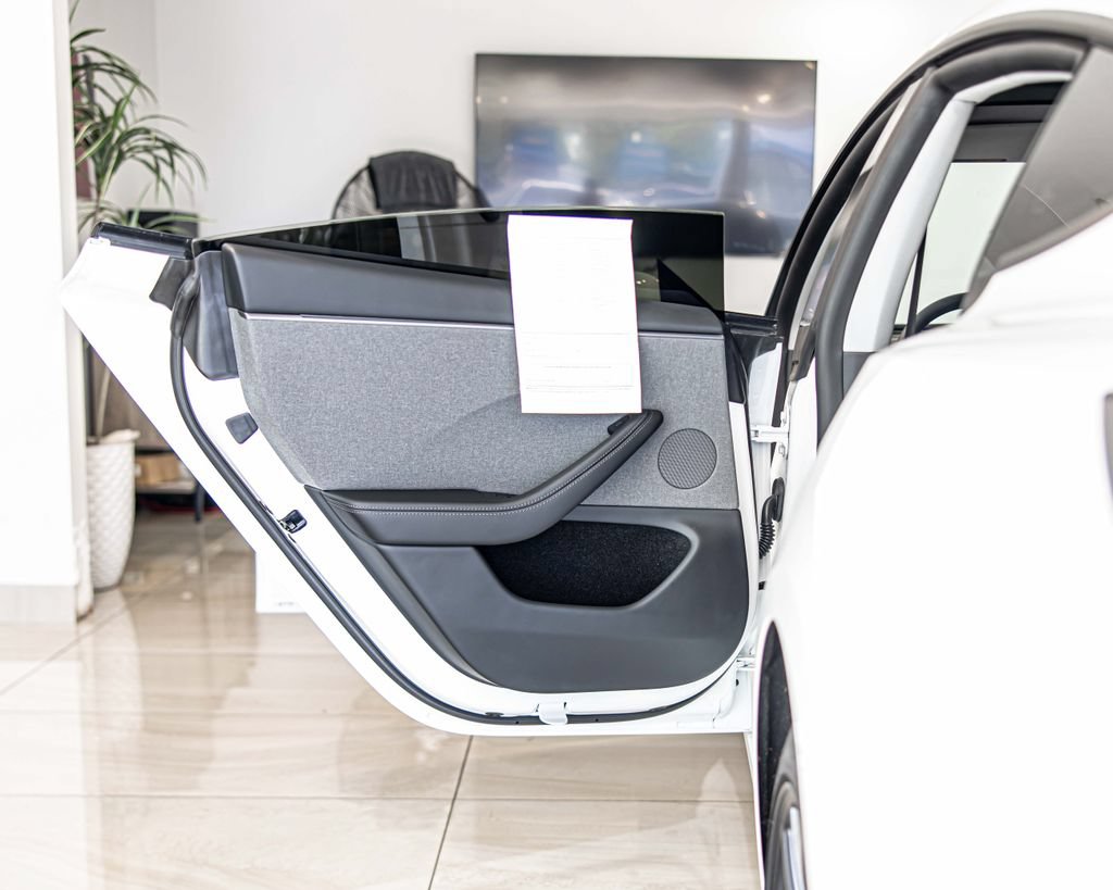 Used 2026 Tesla Model 3 RWD image 29
