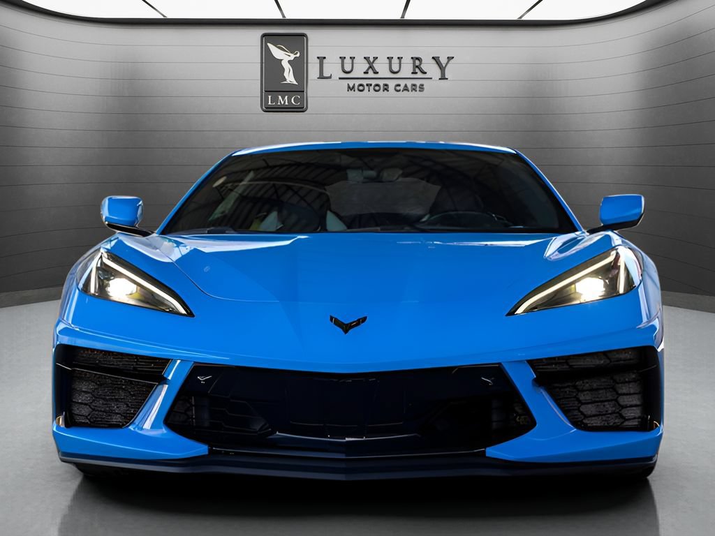 Used 2023 Chevrolet Corvette Stingray Preferred Cpe w/ Z51 Performance Package RWD image 3