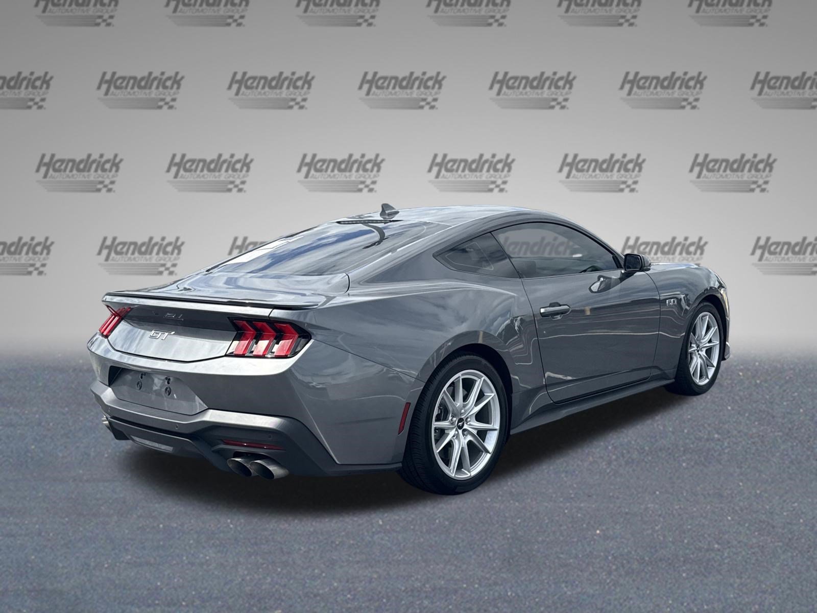 Used 2025 Ford Mustang GT Premium RWD image 10