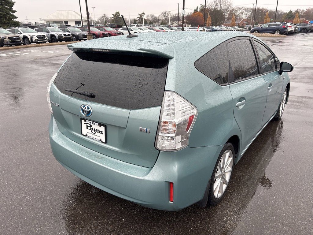 Used 2014 Toyota Prius V Three image 3