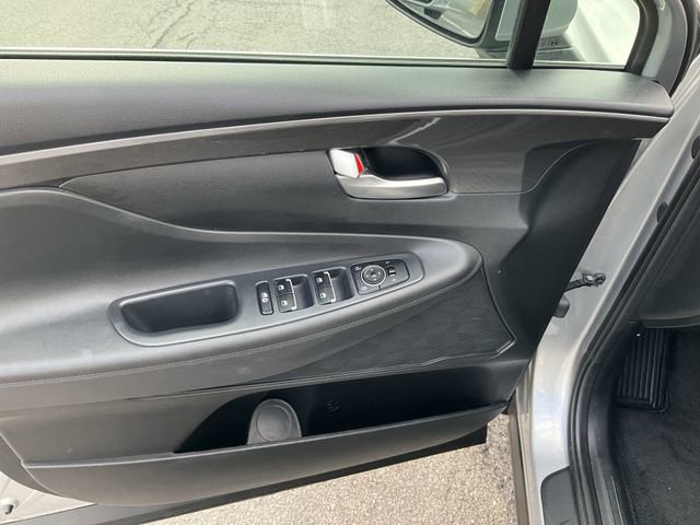 Used 2023 Hyundai Santa Fe SE image 24