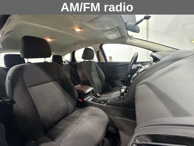 Used 2016 Ford Focus SE FWD image 17