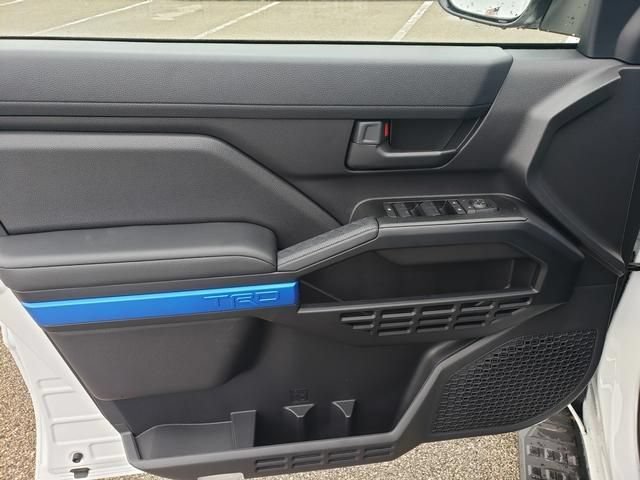 New 2026 Toyota 4Runner TRD Off-Road AWD/4WD image 10