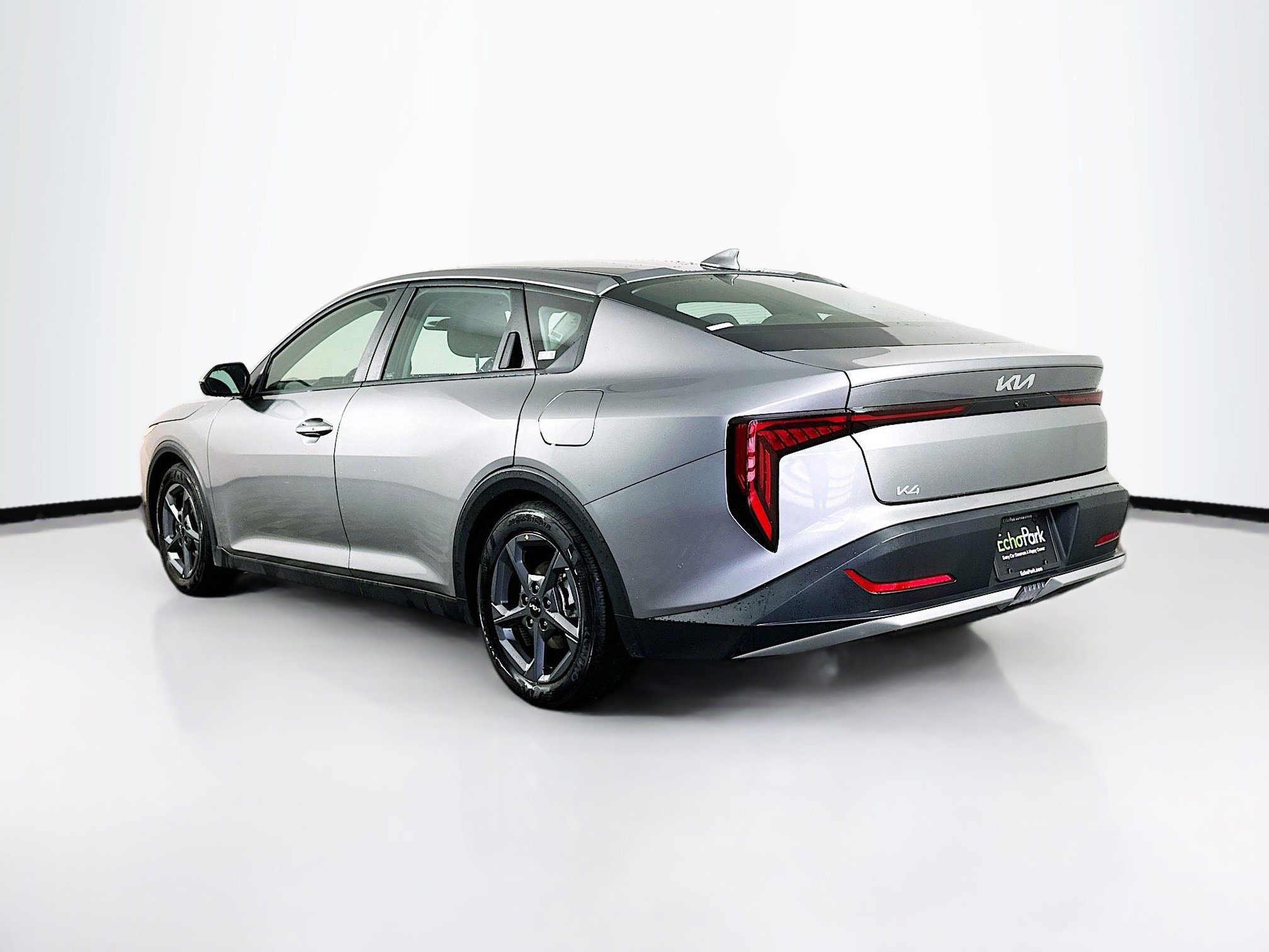 Used 2025 Kia K4 LXS image 5