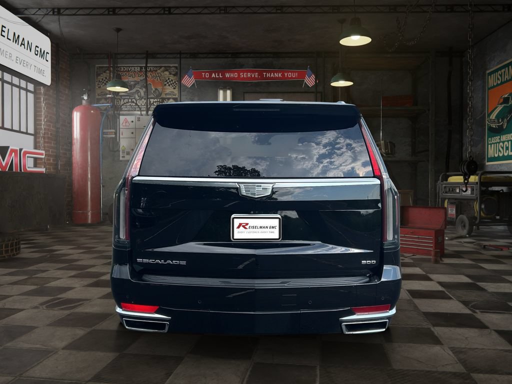 Certified 2021 Cadillac Escalade Premium Luxury w/ Driver Assist Tech Package AWD/4WD image 6