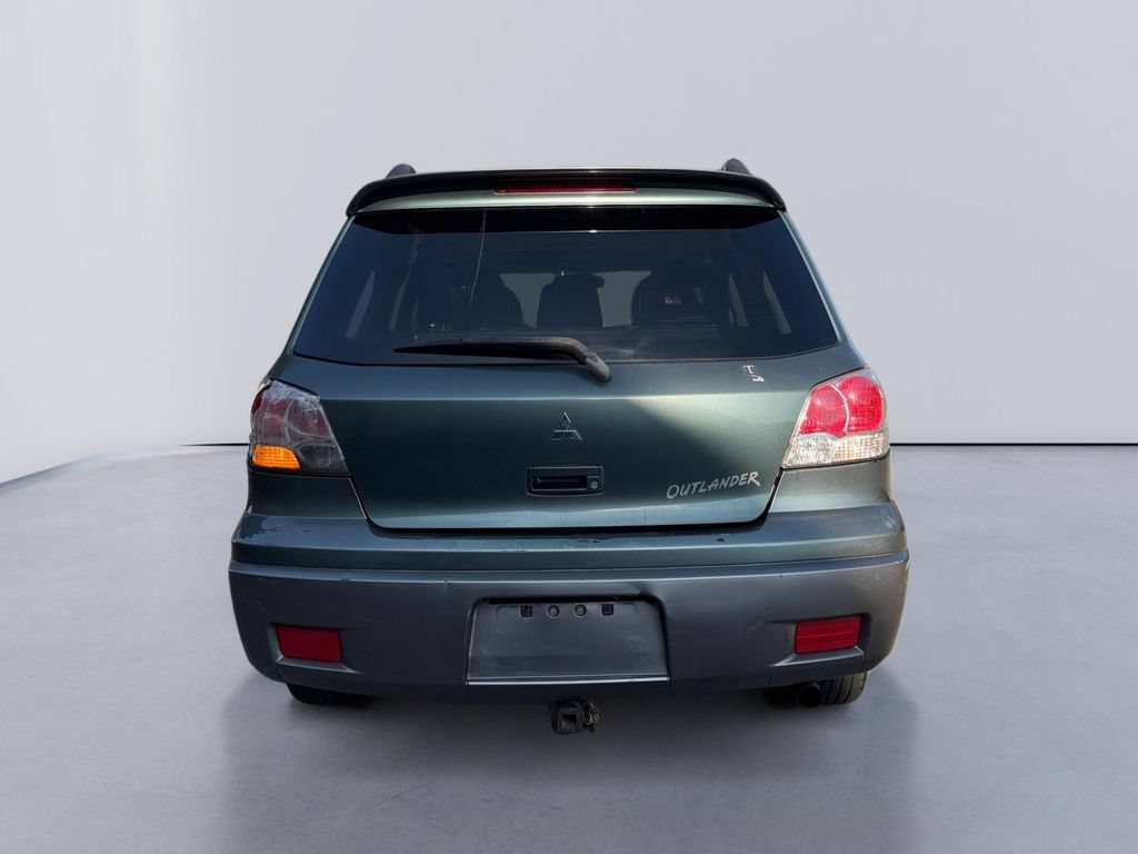 Used 2004 Mitsubishi Outlander XLS FWD image 4
