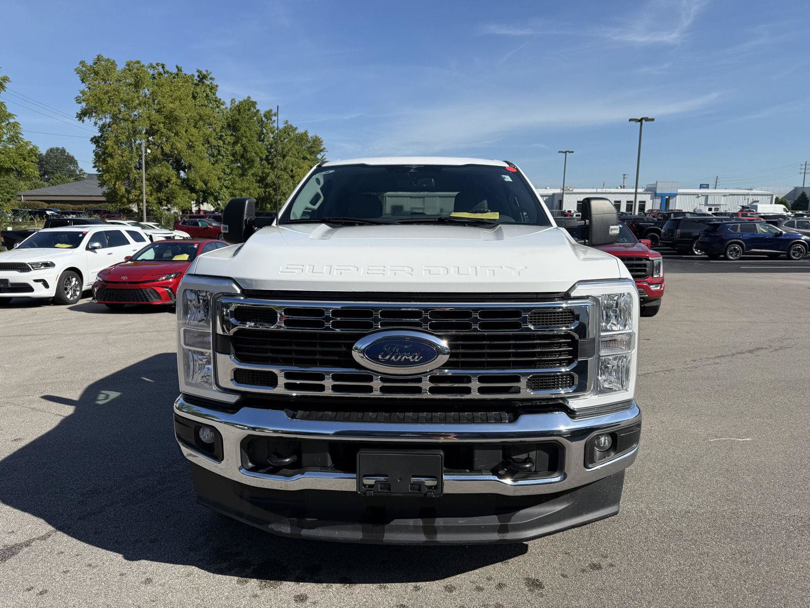 Used 2023 Ford F250 XLT w/ FX4 Off-Road Package AWD/4WD image 8