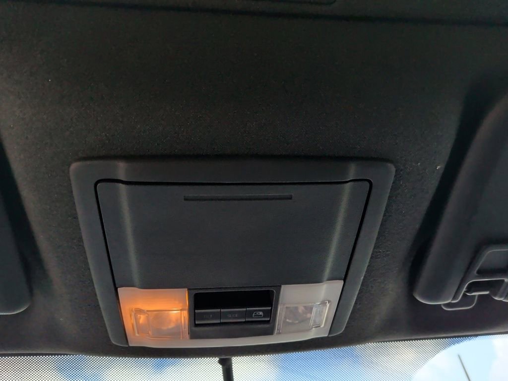 Used 2015 Ford F250 Platinum w/ FX4 Off-Road Package image 22