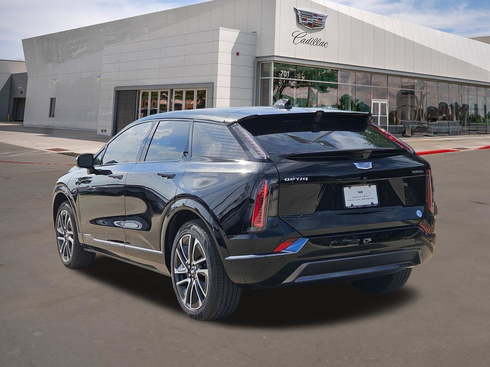 New 2026 Cadillac Optiq Sport 1 w/ LPO, Floor Liner Package AWD/4WD image 4