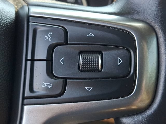 Used 2021 Chevrolet Suburban Premier w/ Premium Package AWD/4WD image 24