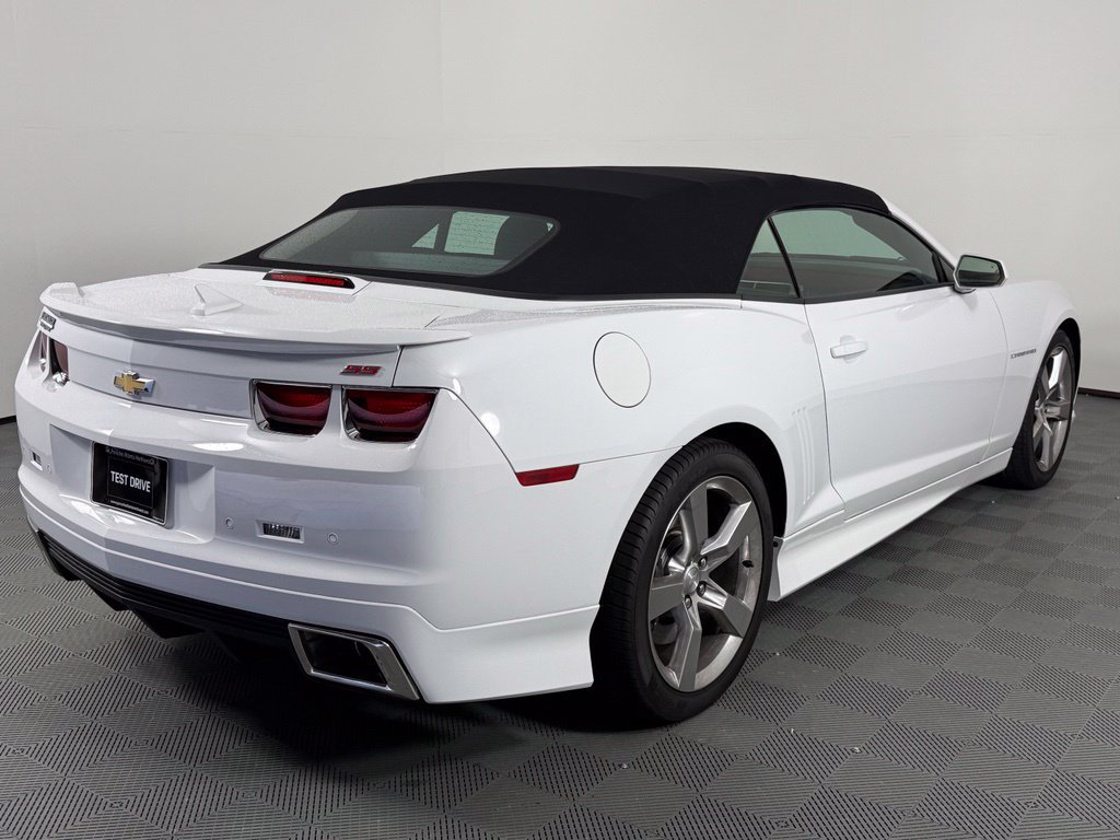 Used 2013 Chevrolet Camaro SS RWD image 7