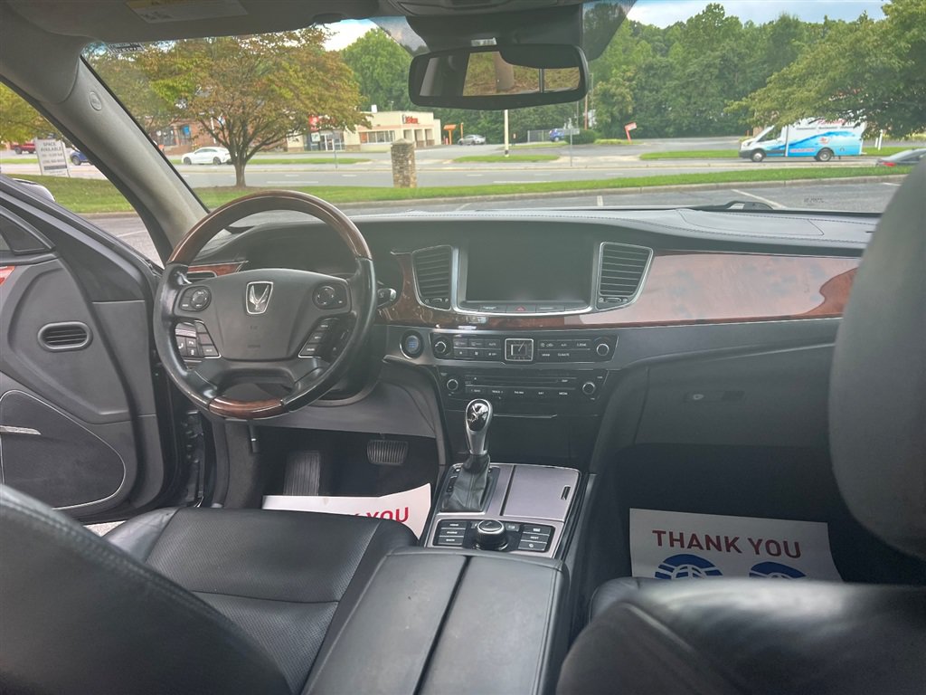 Used 2015 Hyundai Equus Signature RWD image 28