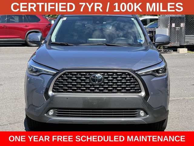 Used 2022 Toyota Corolla Cross XLE w/ Convenience Package AWD/4WD image 6