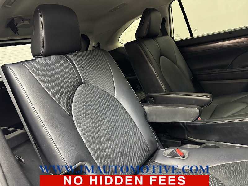 Used 2021 Toyota Highlander Limited AWD/4WD image 22
