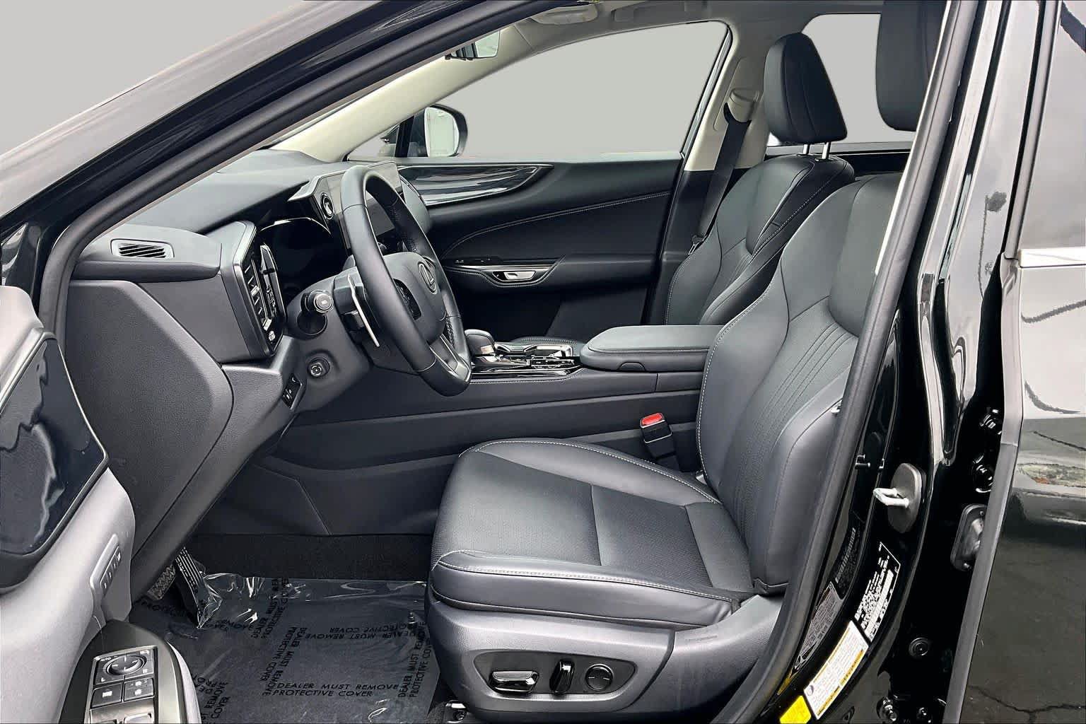 Used 2026 Lexus NX 350h AWD w/ Accessory Package (2T) image 8