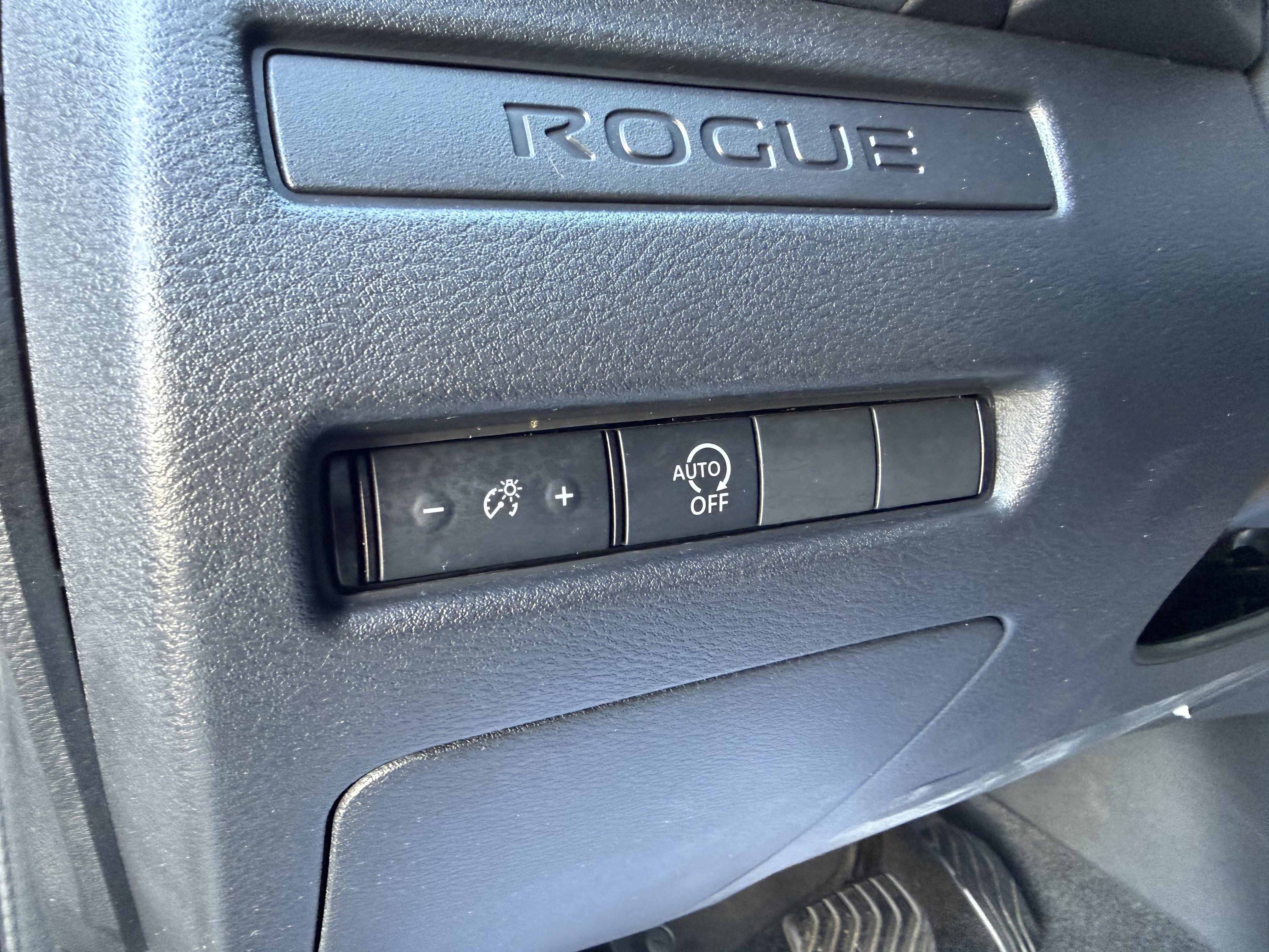 Certified 2023 Nissan Rogue S image 10