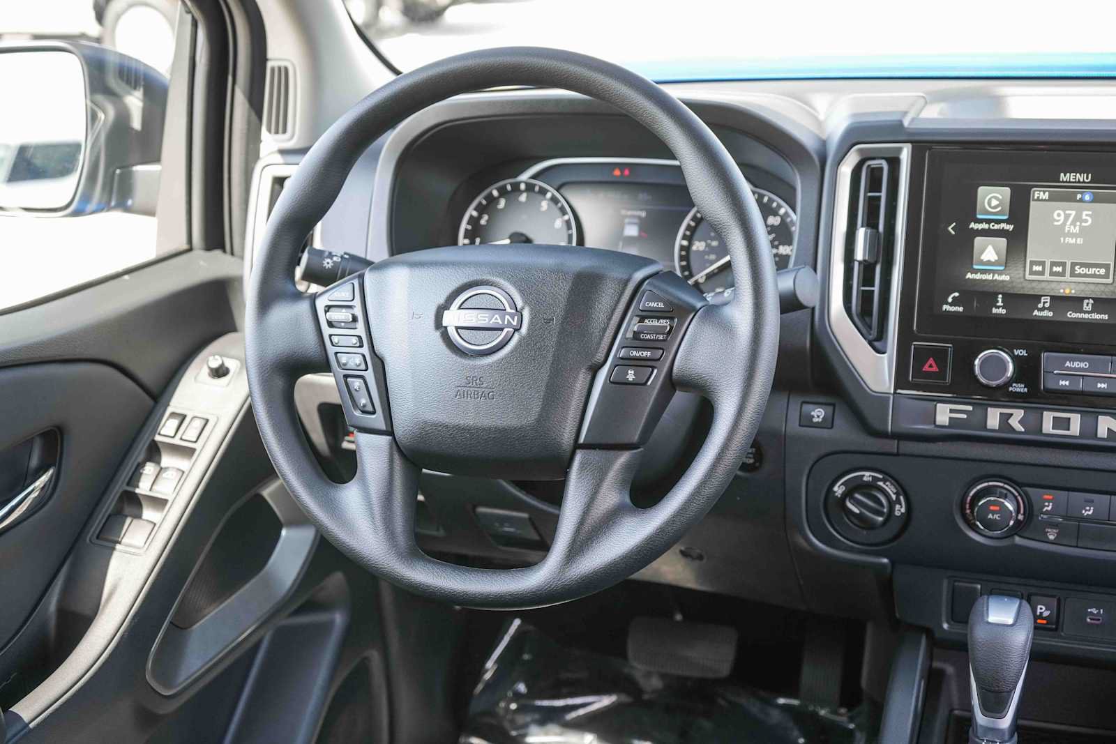 Used 2026 Nissan Frontier SV w/ Tow Package AWD/4WD image 15