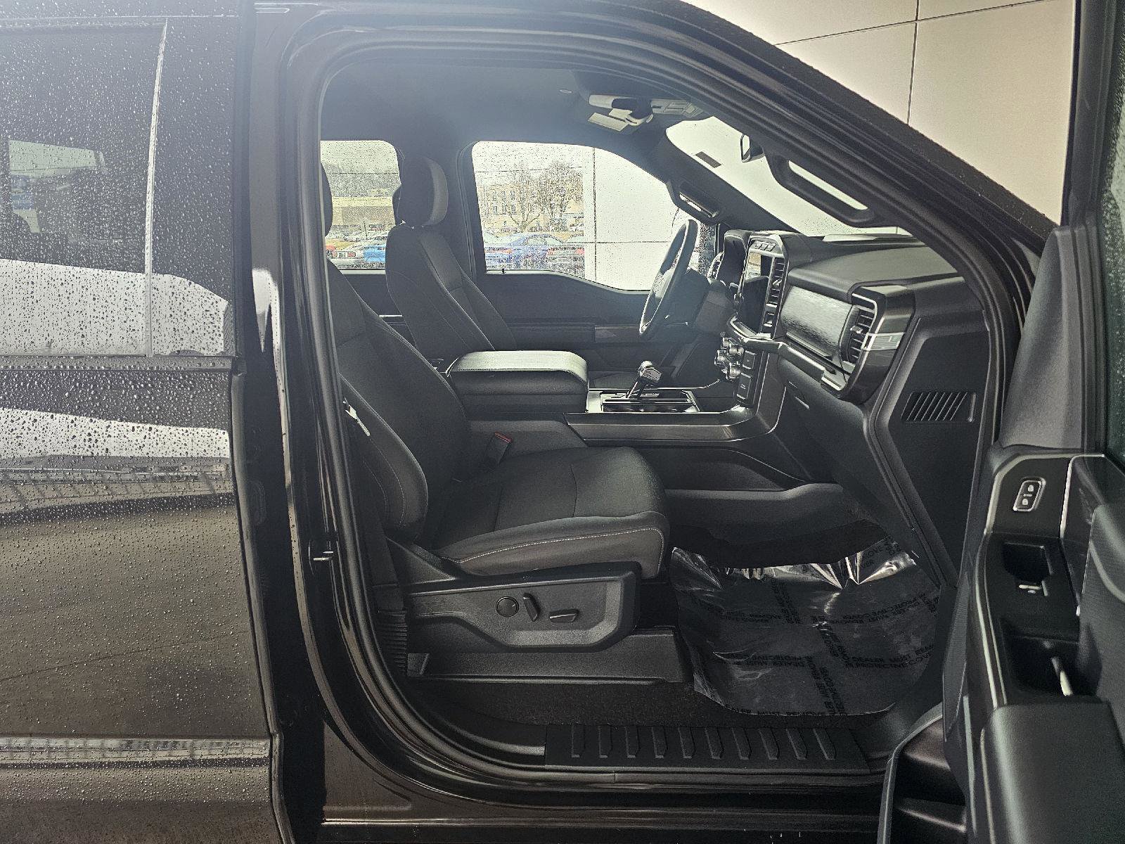 Used 2023 Ford F150 XLT w/ Equipment Group 302A High image 13