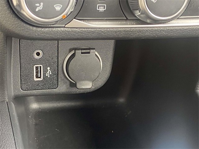 Used 2025 Nissan Kicks Play S image 17