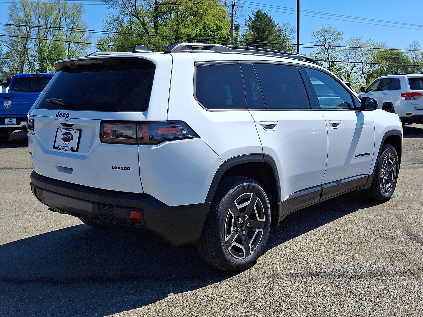 New 2026 Jeep Cherokee Laredo AWD/4WD image 4