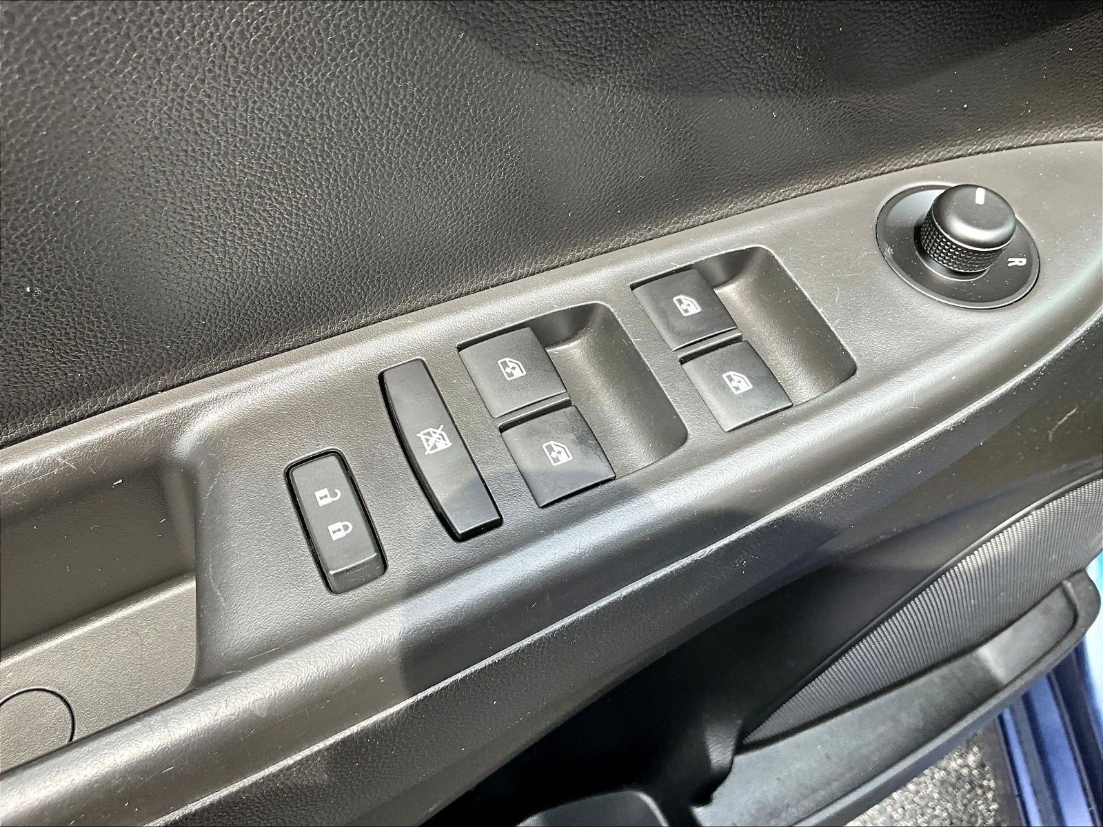 Used 2022 Chevrolet Spark LT FWD image 34
