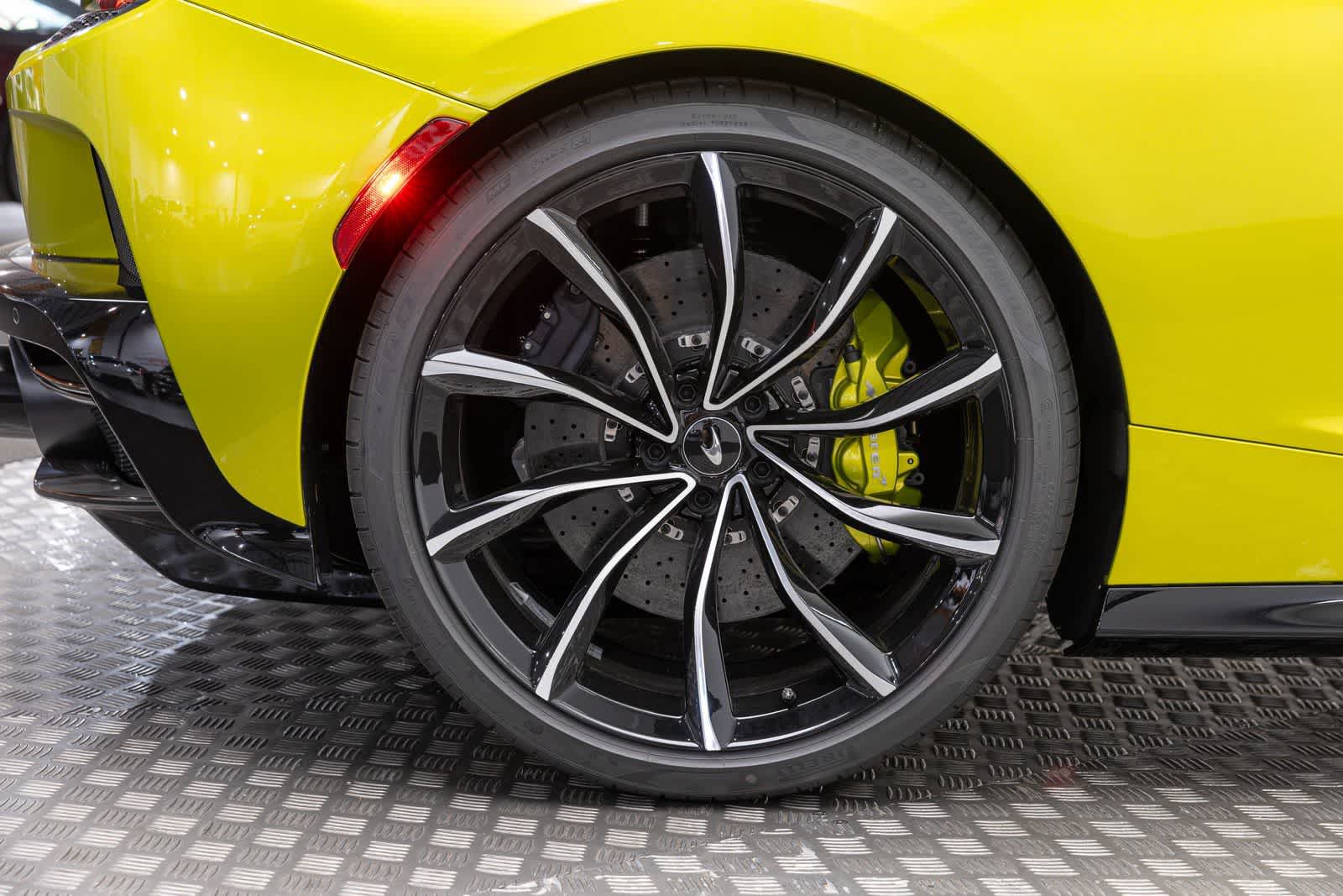 New 2027 McLaren GTS RWD image 35