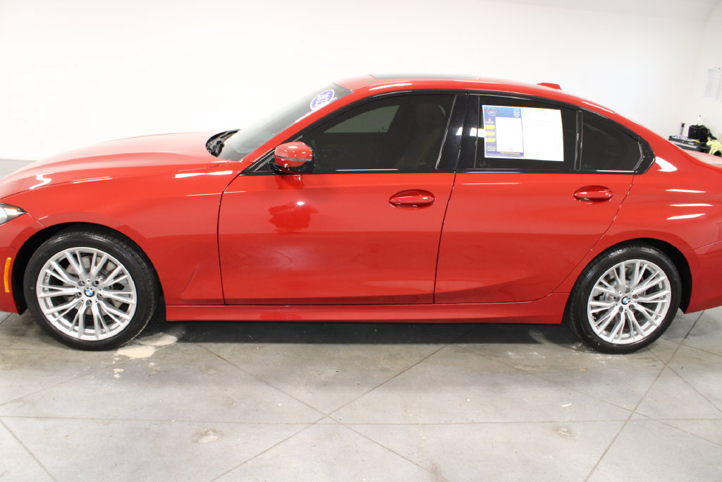 Used 2023 BMW 330i Sedan w/ Premium Package RWD image 6