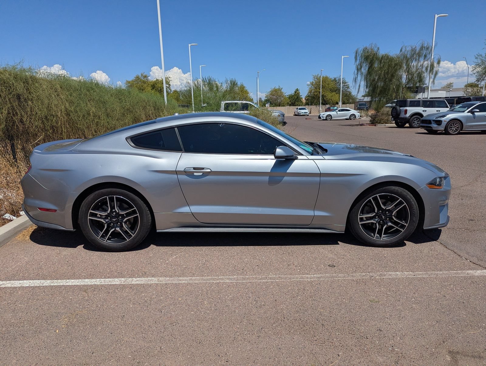 Used 2020 Ford Mustang Premium RWD image 4