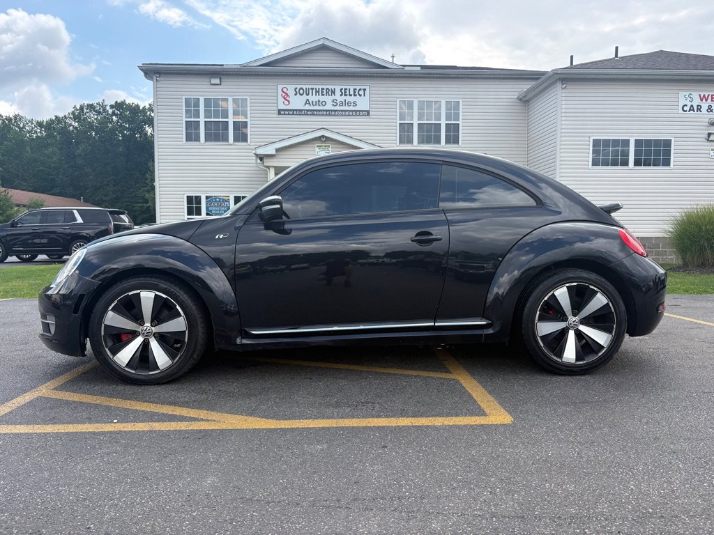 Used 2015 Volkswagen Beetle R-Line FWD image 1