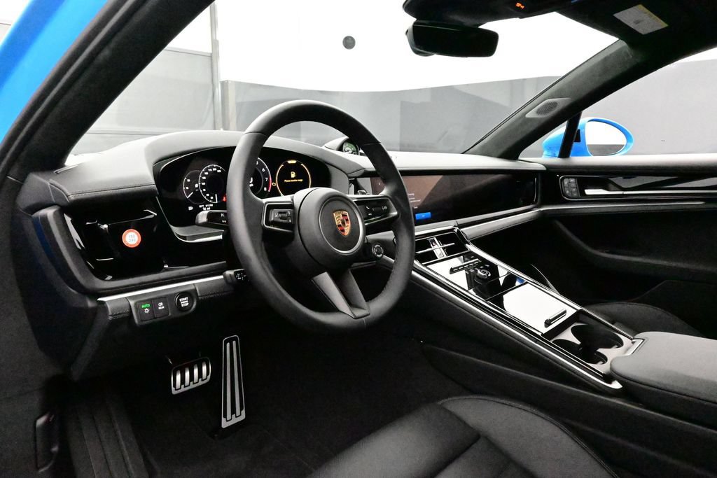 New 2026 Porsche Panamera GTS AWD/4WD image 4