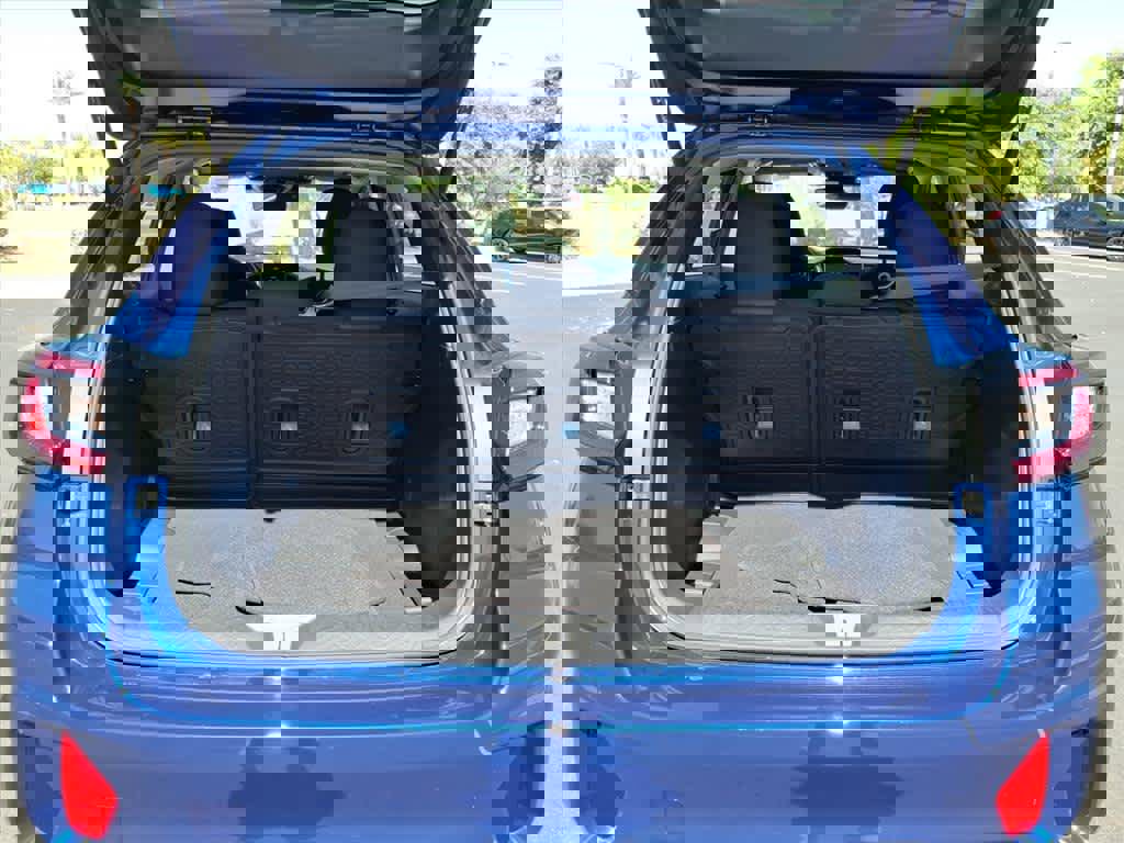 Used 2024 Subaru Impreza 2.0i Sport image 17