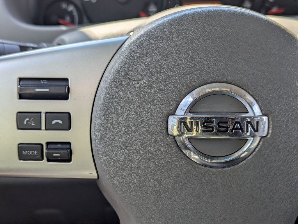 Used 2013 Nissan Frontier SV image 14