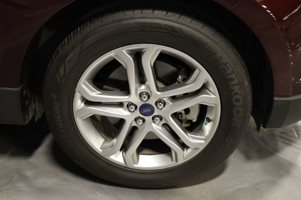 Used 2017 Ford Edge Titanium w/ Technology Package image 37