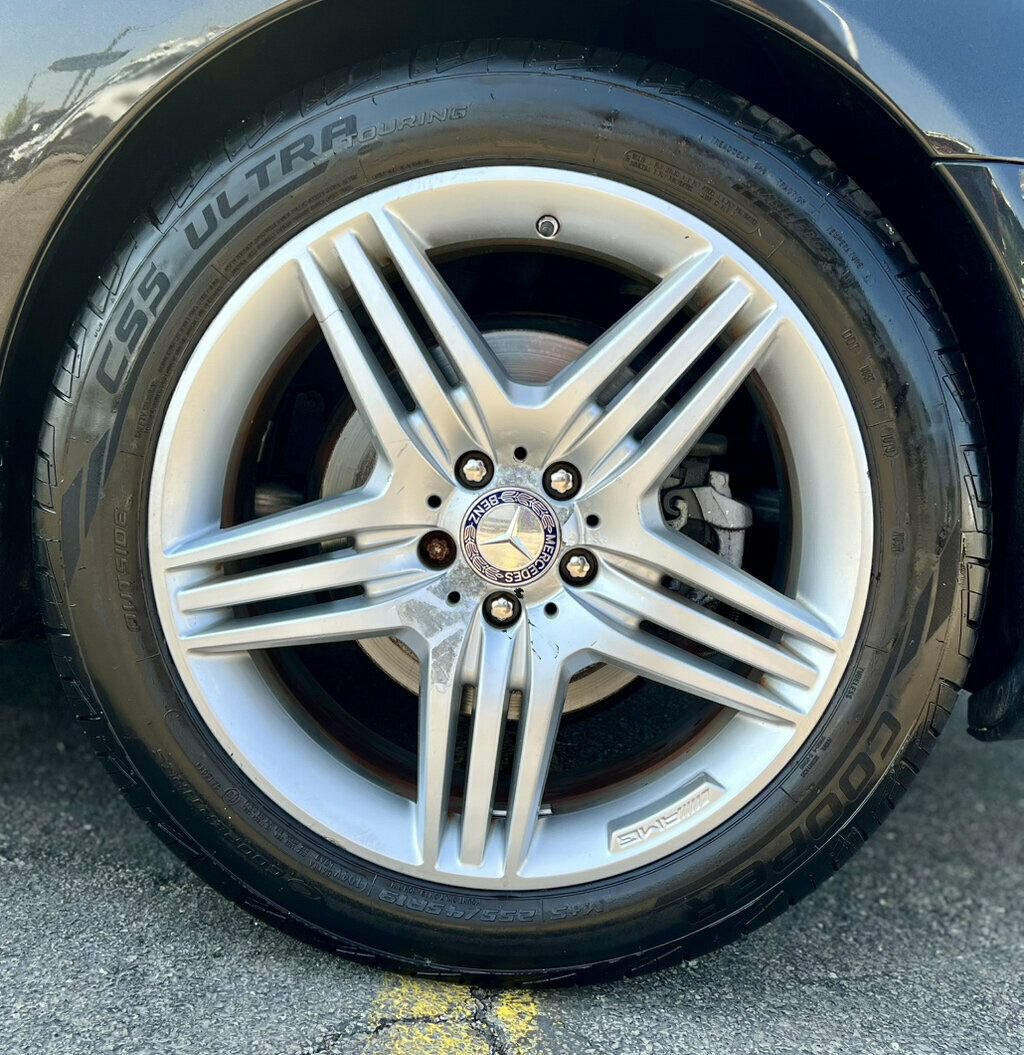 Used 2013 Mercedes-Benz CL 550 4MATIC w/ Grand Edition Pkg image 29